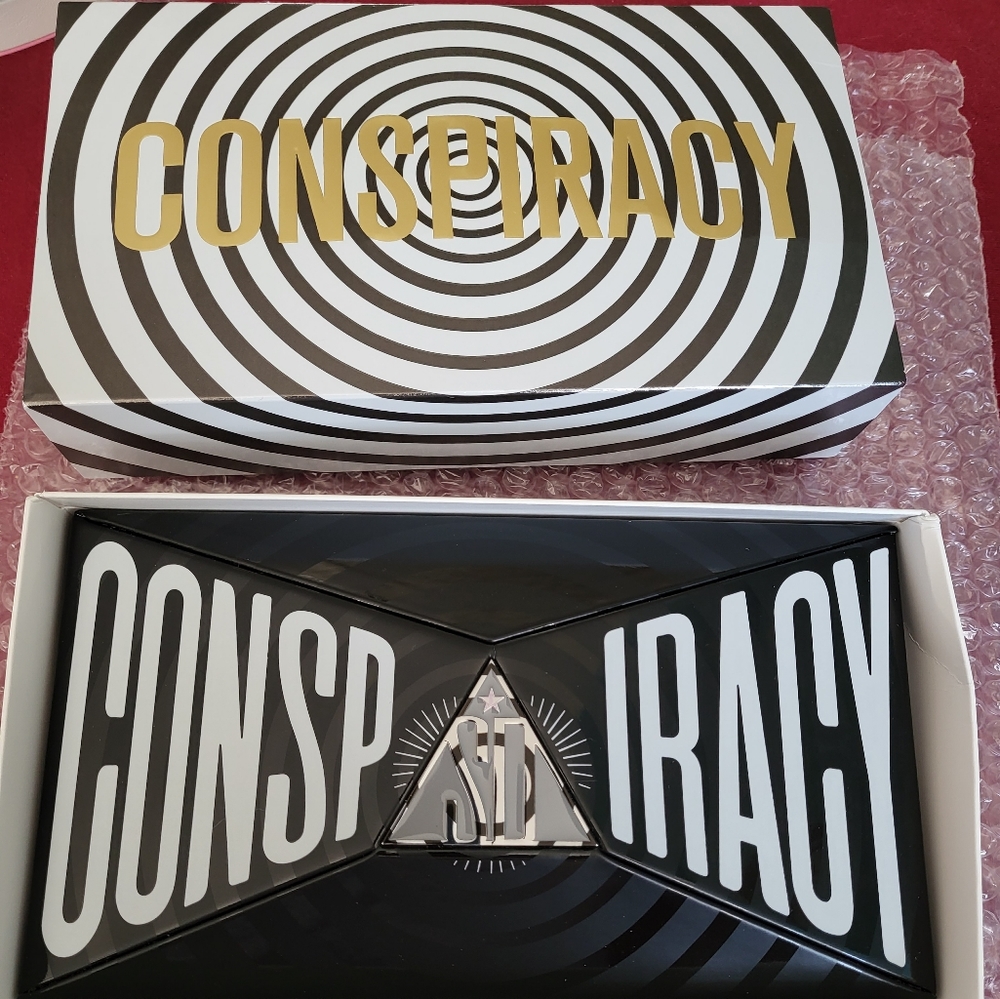 Conspiracy palette by Jeffree Star and Shane Dawson, brand new, discontinued!